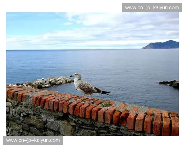 地中海的挽歌与狂想：当蓝色意大利再次撞上红色西班牙